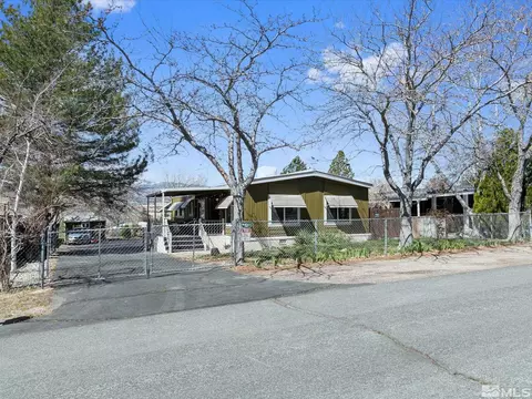15070 Rhyolite Cir, Reno, NV 89521