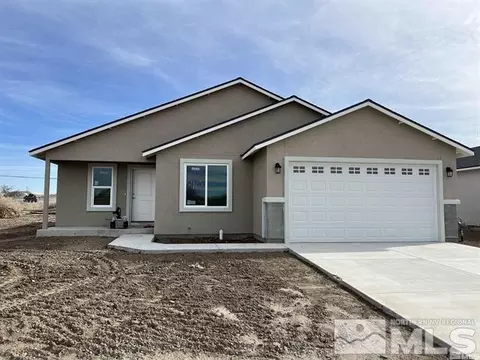 823 Great Basin Ln, Fallon, NV 89406