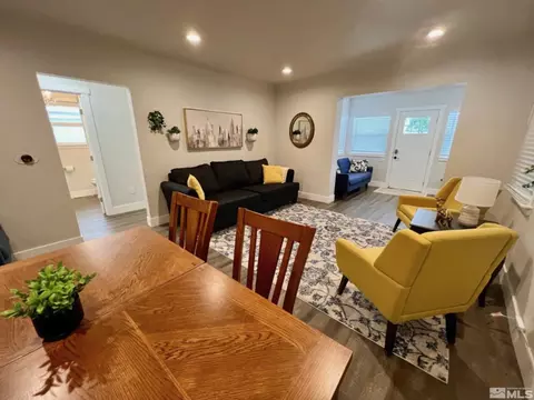 717 Sinclair St, Reno, NV 89501 photo 2