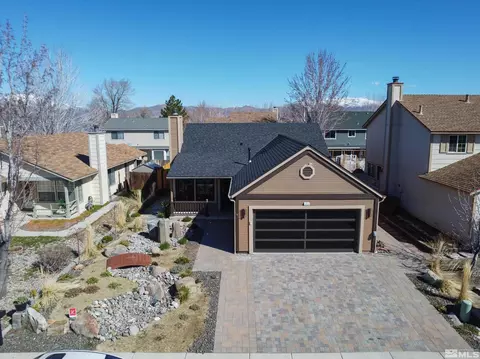 1658 Maple Creek Ln, Carson City, NV 89701