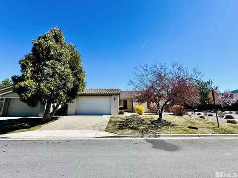 491 Oldenburg Dr, Reno, NV 89521