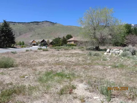 2750 Kensington Pl, Carson City, NV 89703