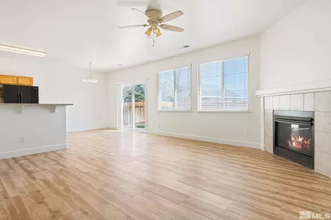 602 E Northpointe Circle Dr, Dayton, NV 89403 photo 5
