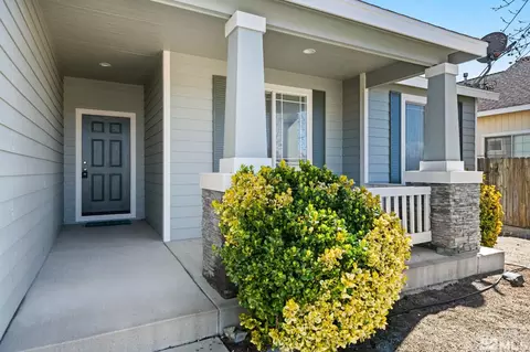 602 E Northpointe Circle Dr, Dayton, NV 89403 photo 2