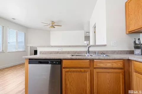 602 E Northpointe Circle Dr, Dayton, NV 89403 photo 11