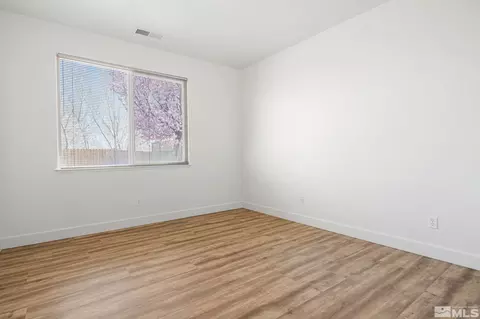 602 E Northpointe Circle Dr, Dayton, NV 89403 photo 15