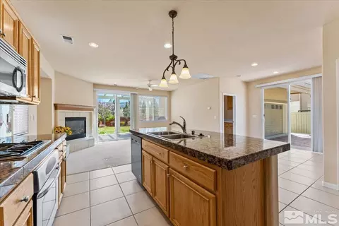 10530 Eagle Falls Way, Reno, NV 89521 photo 7