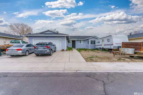584 Nader Way, Fernley, NV 89408