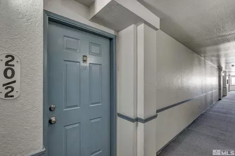 2555 Clear Acre Ln #20-2, Reno, NV 89512