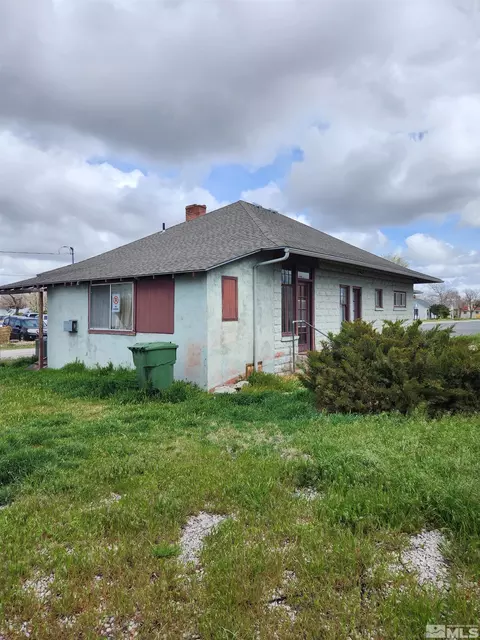 356 S Taylor St, Fallon, NV 89406 photo 3