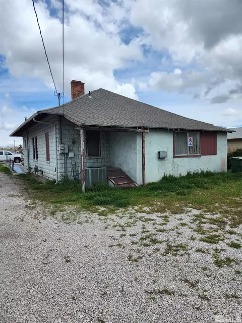 356 S Taylor St, Fallon, NV 89406 photo 4