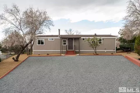135 S Fork Dr, Sun Valley, NV 89433