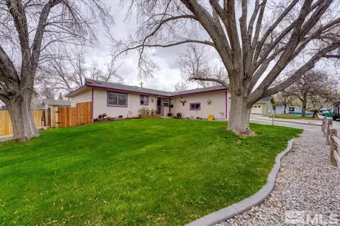 3405 Nowlin Ln, Sparks, NV 89431