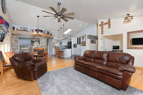 1935 Steven Dr, Fallon, NV 89406 photo 4