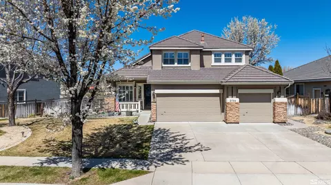 2734 Decoy Dr, Sparks, NV 89436