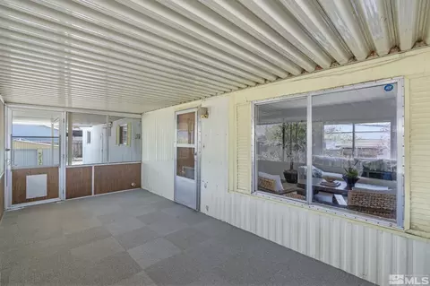 265 Taurus Cir, Reno, NV 89521 photo 2