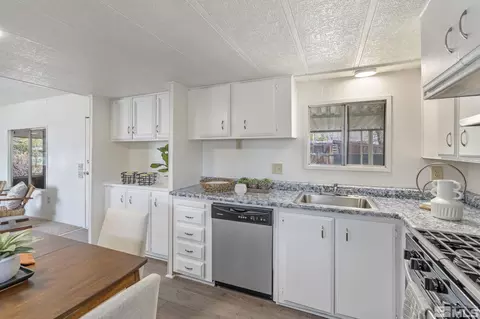 265 Taurus Cir, Reno, NV 89521 photo 11