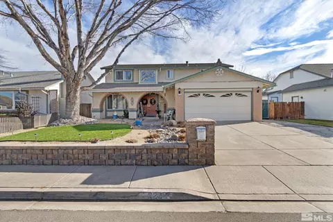 2294 Fernwood Ct, Sparks, NV 89434