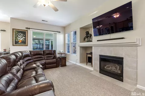 9559 Mammoth Ct, Reno, NV 89521 photo 11