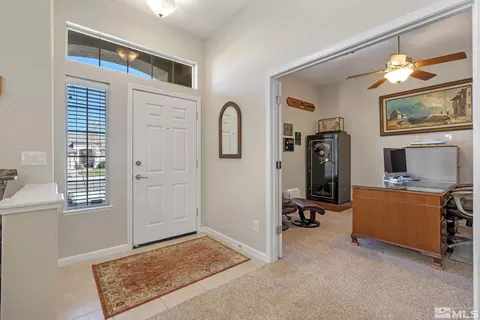 9559 Mammoth Ct, Reno, NV 89521 photo 4