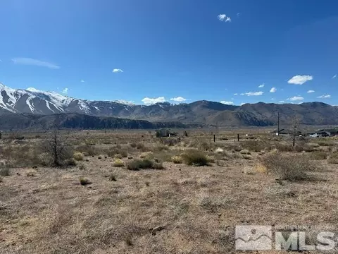 890 Eastside Ln, Coleville, CA 96107 photo 2