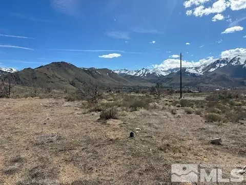 890 Eastside Ln, Coleville, CA 96107 photo 4