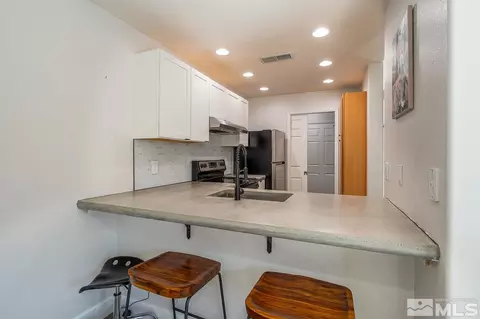 326 E 7th St, Reno, NV 89512 photo 3