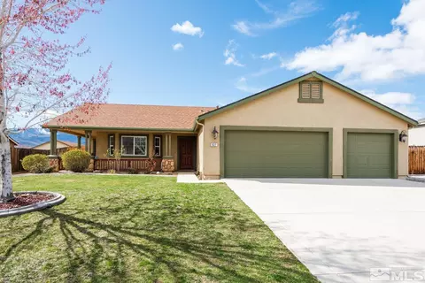 827 Reggie St, Dayton, NV 89403