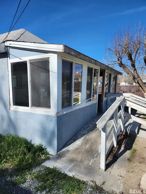 27 E Bridge St, Yerington, NV 89447 photo 7