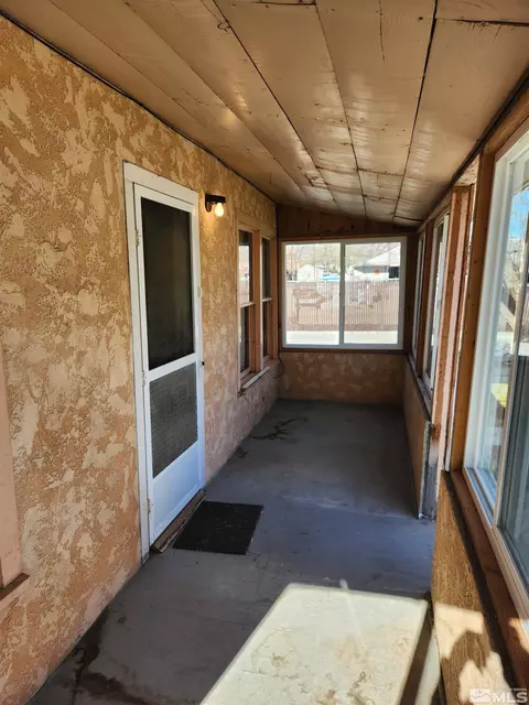 27 E Bridge St, Yerington, NV 89447 photo 8