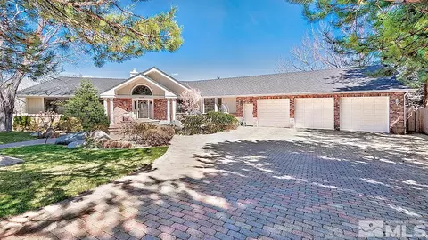 2215 Hedgewood Dr, Reno, NV 89509