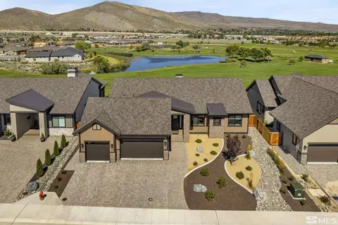 1612 White Hawk Ln, Carson City, NV 89703