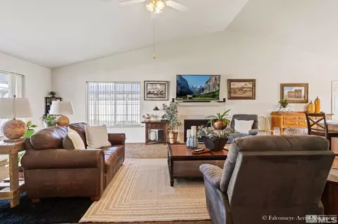 1178 Robin Dr, Fallon, NV 89406 photo 3