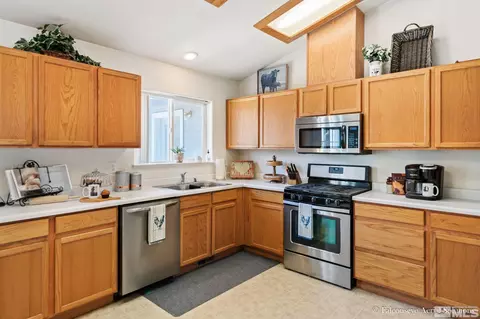 1178 Robin Dr, Fallon, NV 89406 photo 6