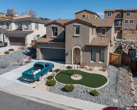3053 Creekside Ln, Sparks, NV 89431