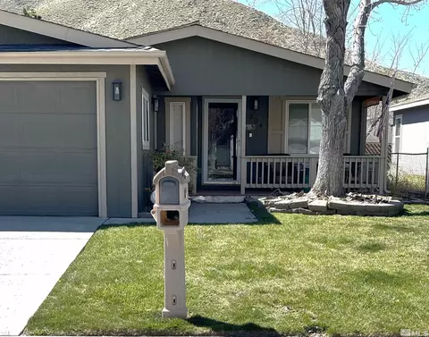 224 Ave De Ln, Sparks, NV 89434