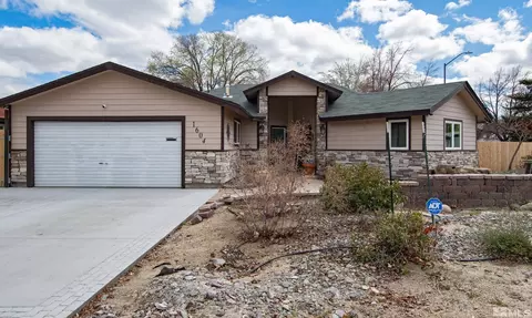 1604 Howard Dr, Sparks, NV 89434