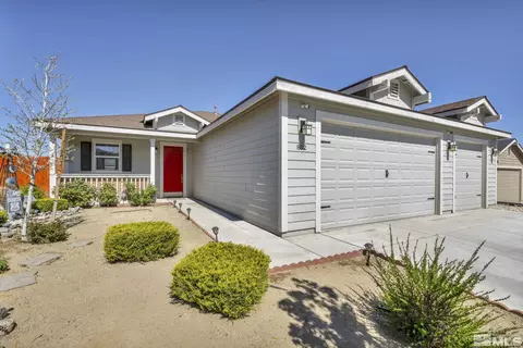 812 Garnet Way, Fernley, NV 89408
