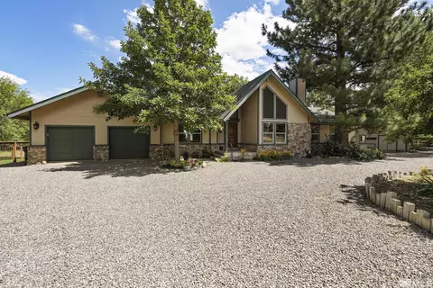 951 Sheridan Ln, Gardnerville, NV 89460
