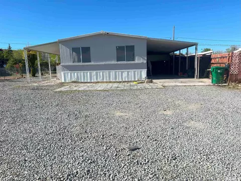 175 W 7th St, Sun Valley, NV 89433