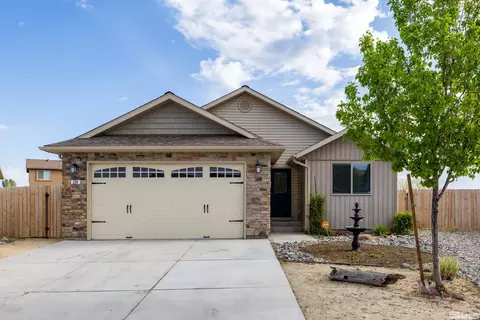 224 Juniper Peak Ct, Fernley, NV 89408