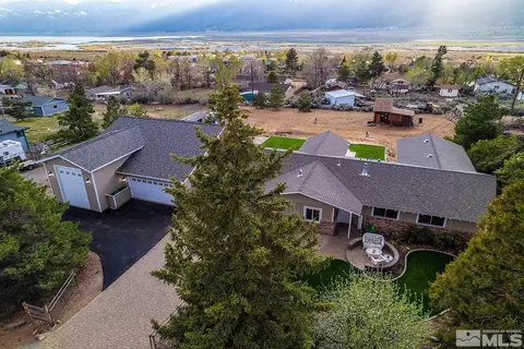 1195 Dunbar Dr, Washoe Valley, NV 89704