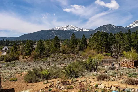 16426 Jefte Ct, Reno, NV 89511
