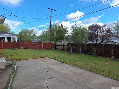 820 Ruby Ave, Reno, NV 89503 photo 30