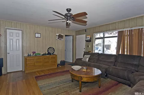 121 Bartlett St, Reno, NV 89512 photo 4