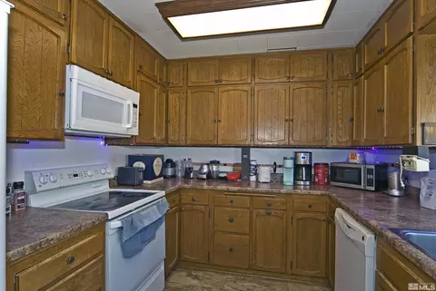121 Bartlett St, Reno, NV 89512 photo 6