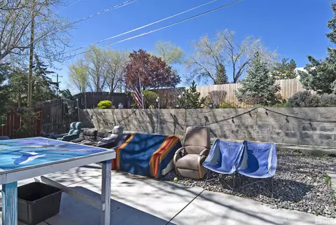 121 Bartlett St, Reno, NV 89512 photo 17