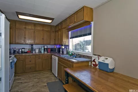 121 Bartlett St, Reno, NV 89512 photo 7