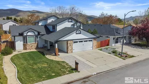 1055 Locomotive Ct, Sparks, NV 89434
