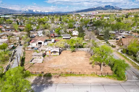 2090 Fife Dr, Reno, NV 89512